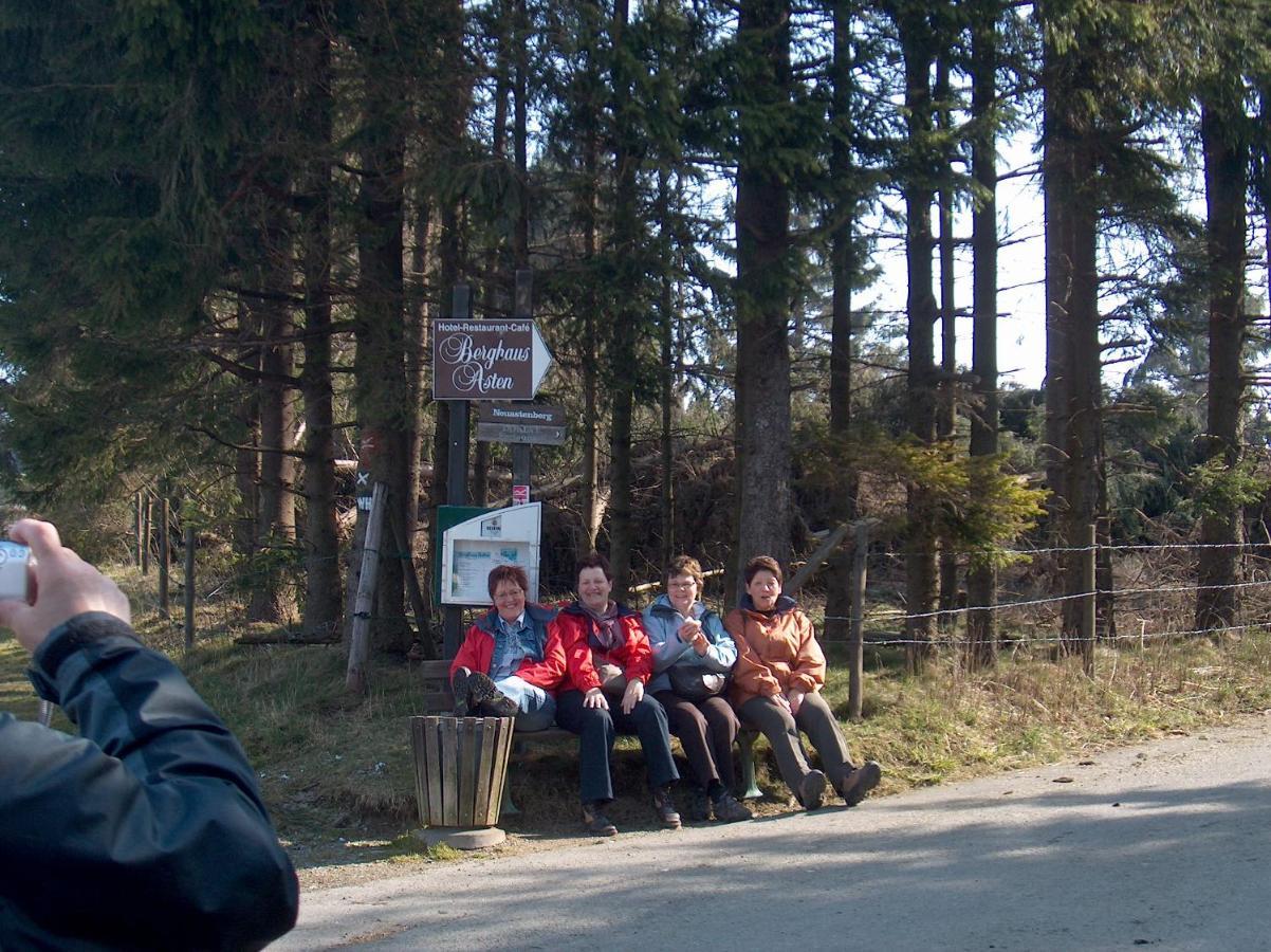 Aussichtsbauernhofpension Hof Gretchens Winterberg Eksteriør bilde